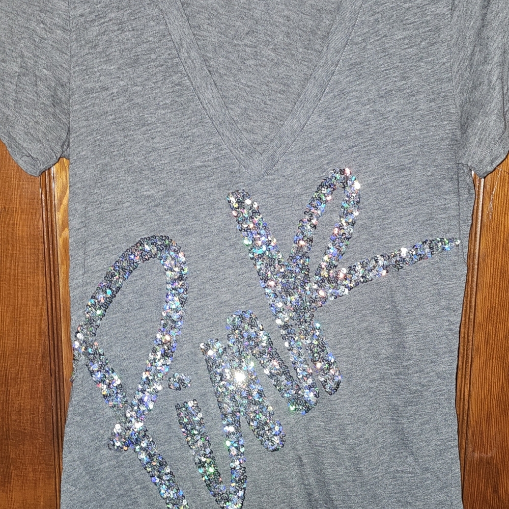 PINK Victoria's Secret Gray Tee with Silver Sequin Logo